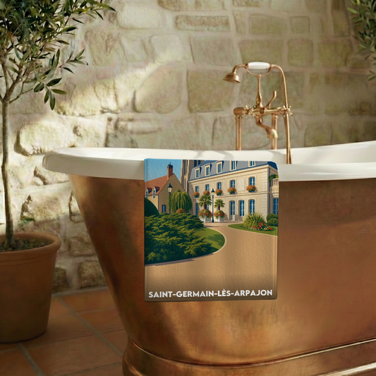 Serviette de bain souvenir de Saint-Germain-lès-Arpajon avec une illustration stylisée de la ville.