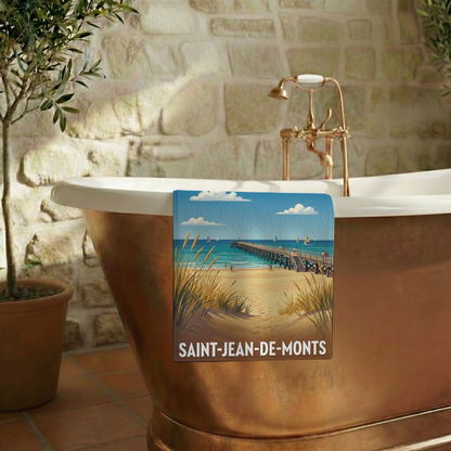 Serviette de bain souvenir de la ville de Saint-Jean-de-Monts avec une illustration stylisée de son bord de mer et de son estacade.