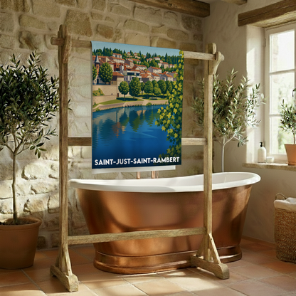 Serviette de bain souvenir de Saint-Just-Saint-Rambert avec une illustration stylisée des bords de Loire.