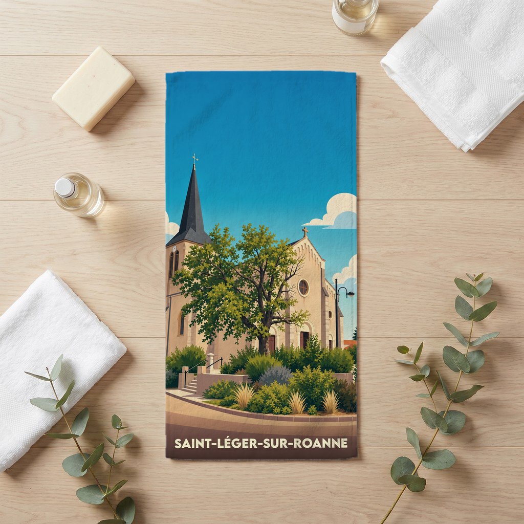 Serviette de bain souvenir de Saint-Léger-sur-Roanne illustrée d'un dessin stylisé de son église.