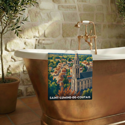 Serviette de bain souvenir de la ville de Saint-Lumine-de-Coutais avec une illustration stylisée.