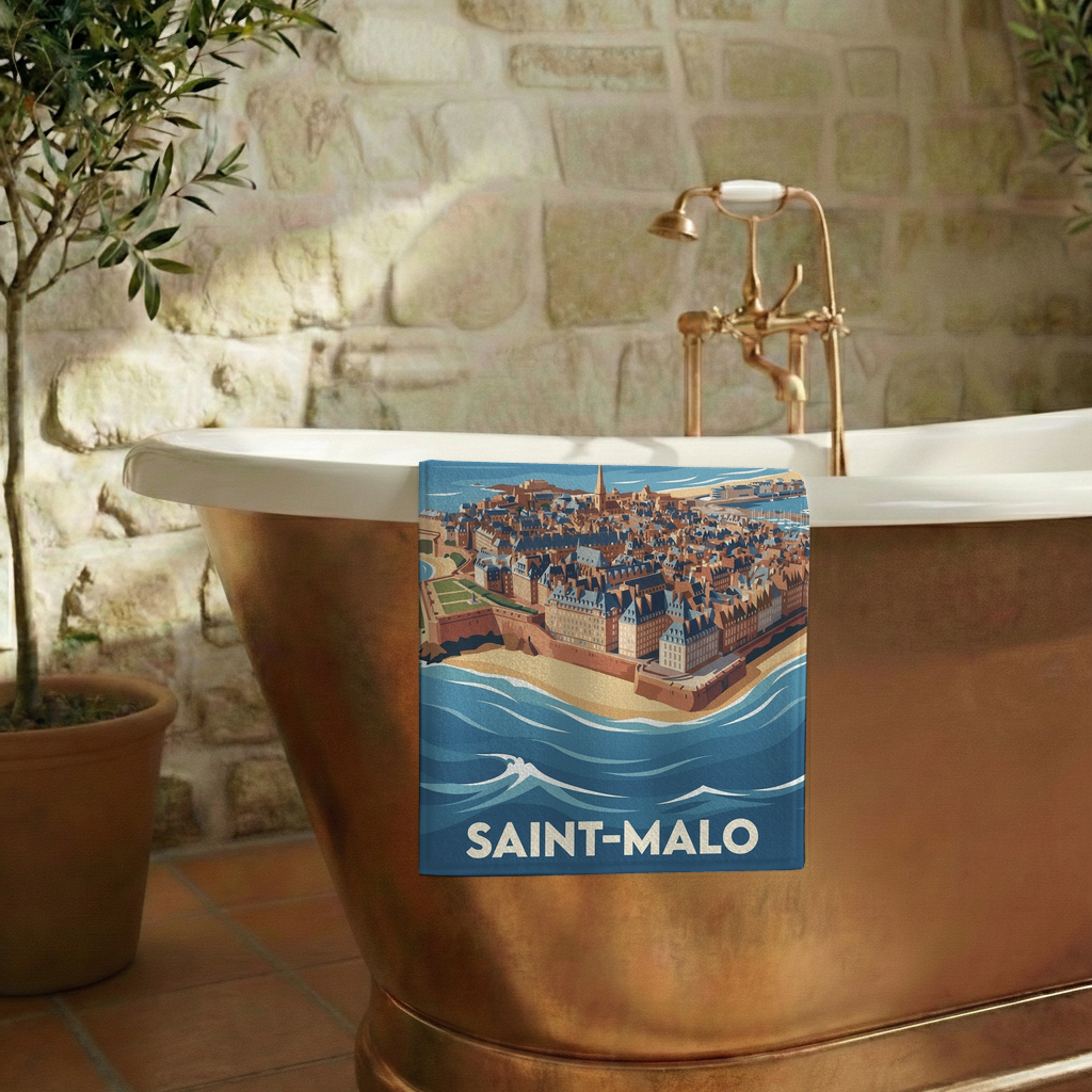 Serviette de bain souvenir de la ville de Saint-Malo avec une illustration stylisée.