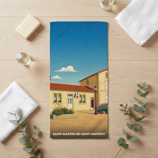 Serviette de bain souvenir de Saint-Martin-de-Saint-Maixent avec une illustration stylisée de la mairie.