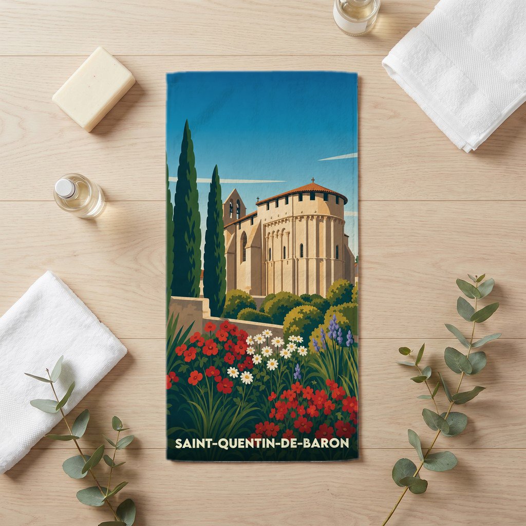 Serviette de bain souvenir de la ville de Saint-Quentin-de-Baron avec une illustration stylisée de son église et de jardins fleuris.