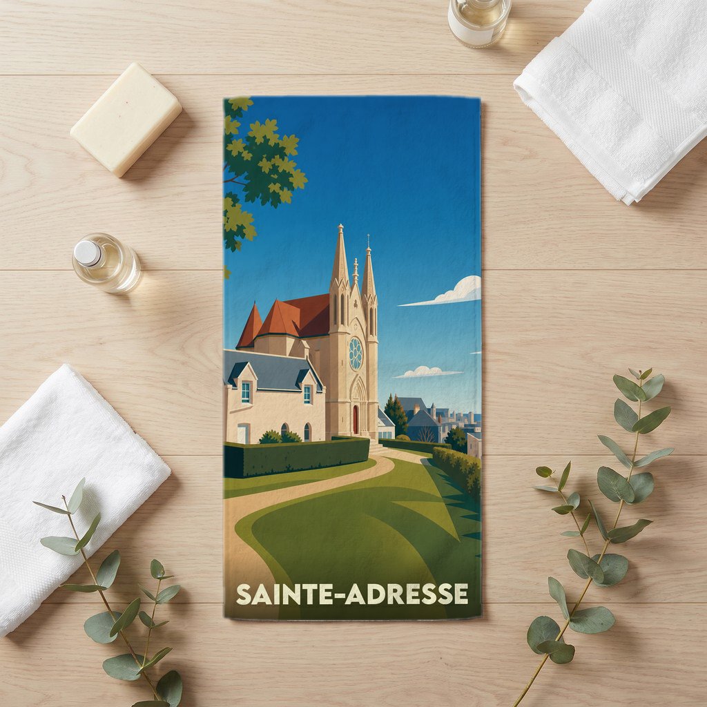 Serviette de bain souvenir de la ville de Sainte-Adresse avec une illustration stylisée de son église et de son littoral.