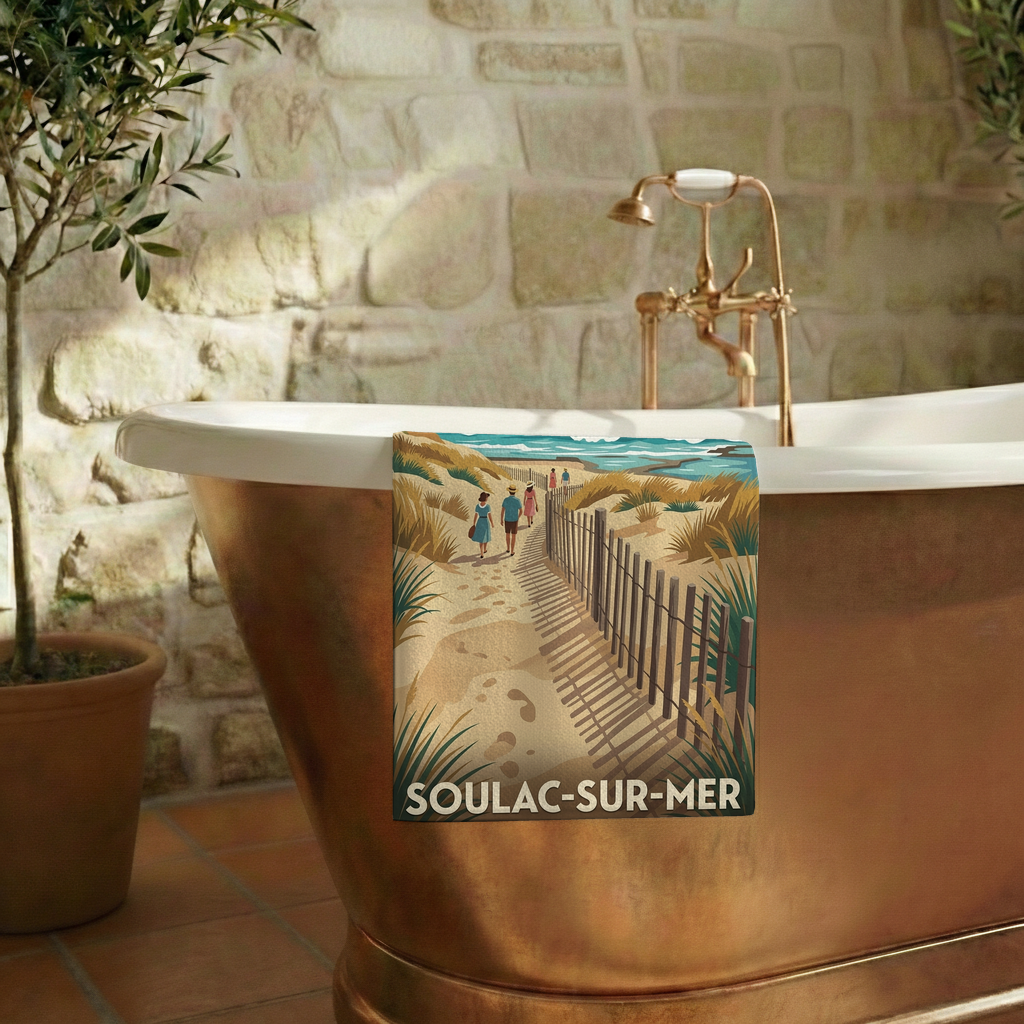 Serviette de bain souvenir de la ville de Soulac-sur-Mer avec une illustration stylisée d'un chemin de plage.