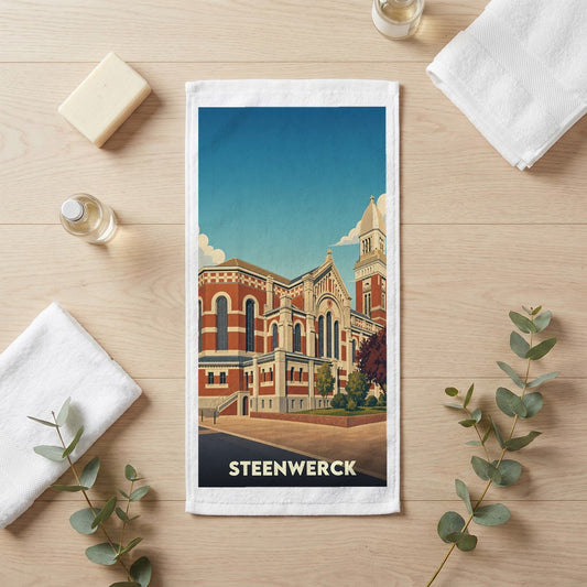 Serviette de bain souvenir de la ville de Steenwerck avec une illustration stylisée de son architecture.