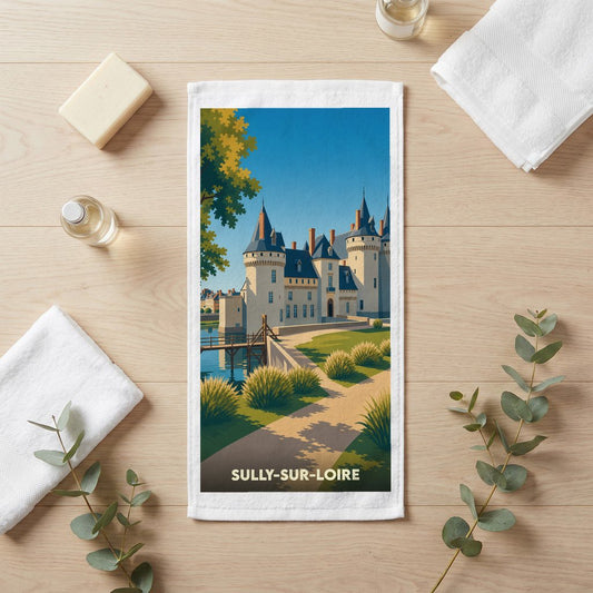 Serviette de bain souvenir de la ville de Sully-sur-Loire avec une illustration stylisée de son château.
