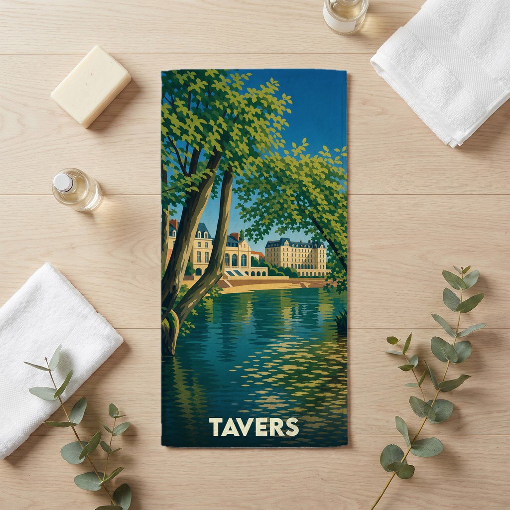 Serviette de bain souvenir de la ville de Tavers avec une illustration stylisée d'un paysage fluvial.