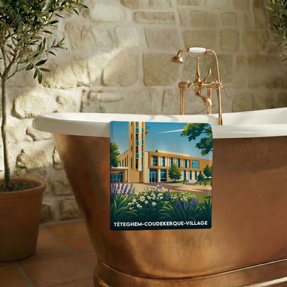 Serviette de bain souvenir de la ville de Téteghem-Coudekerque-Village avec une illustration stylisée.
