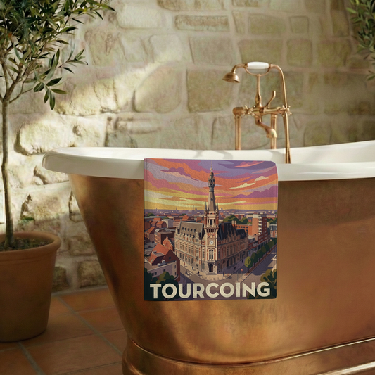 Serviette de bain souvenir de la ville de Tourcoing avec une illustration stylisée.