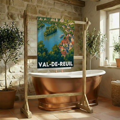 Serviette de bain souvenir de la ville de Val-de-Reuil avec une illustration stylisée.