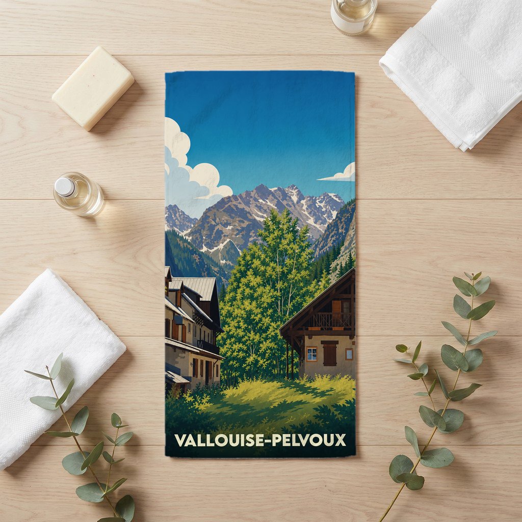 Serviette de bain souvenir de Vallouise-Pelvoux illustrée d'un paysage de montagne de style vintage.