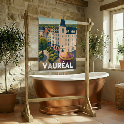 Serviette de bain souvenir de la ville de Vauréal avec une illustration stylisée.