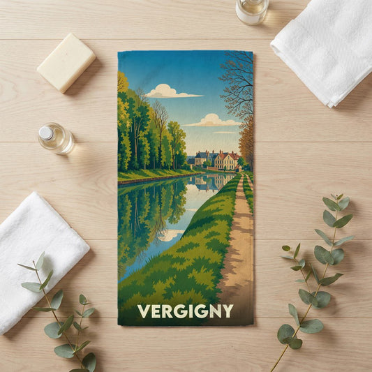 Serviette de bain souvenir de la ville de Vergigny avec une illustration stylisée de son canal.