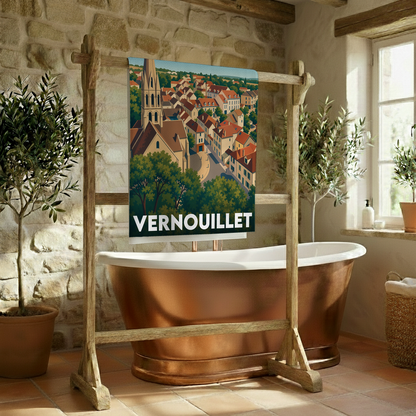 Serviette de bain souvenir de la ville de Vernouillet avec une illustration stylisée.