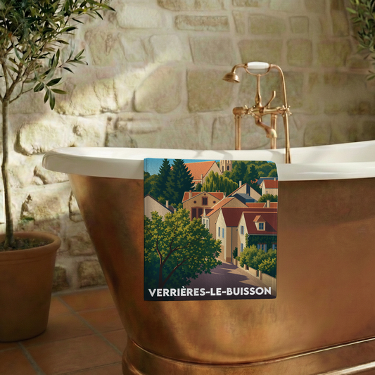 Serviette de bain souvenir de la ville de Verrières-le-Buisson avec une illustration stylisée.