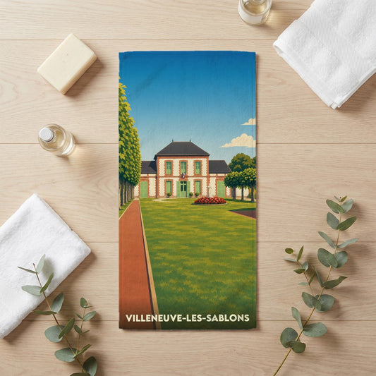 Serviette de bain souvenir de Villeneuve-les-Sablons illustrant la mairie et ses jardins dans un style rétro.