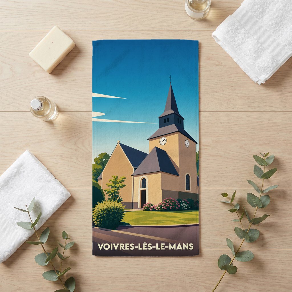 Serviette de bain souvenir de Voivres-lès-le-Mans avec une illustration stylisée de son église.