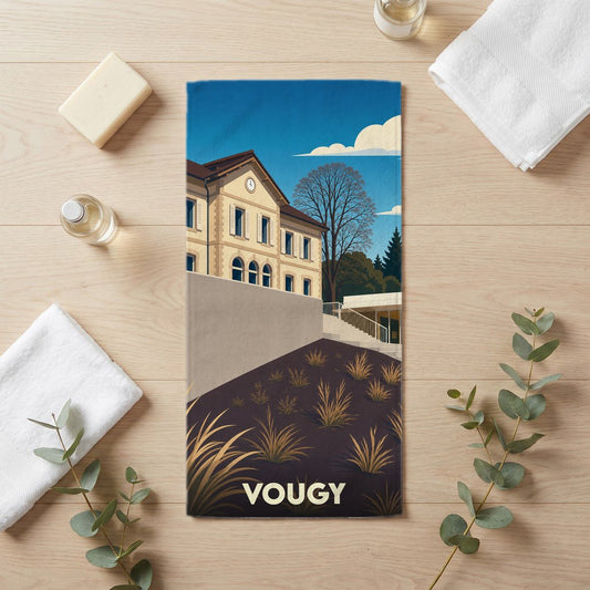Serviette de bain souvenir de la ville de Vougy avec une illustration stylisée.