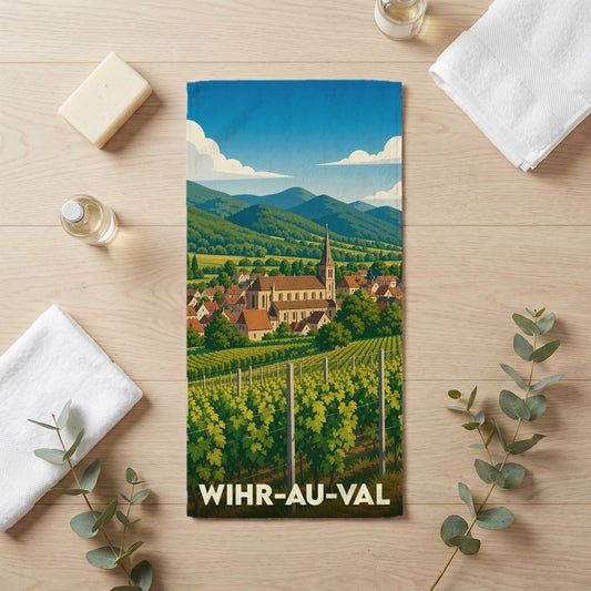 Serviette de bain souvenir de la ville de Wihr-au-Val avec une illustration stylisée de son paysage de vignes.