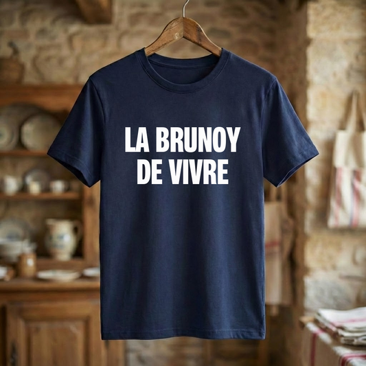 T-shirt bleu marine souvenir de la ville de Brunoy avec l'inscription blanche "LA BRUNOY DE VIVRE".