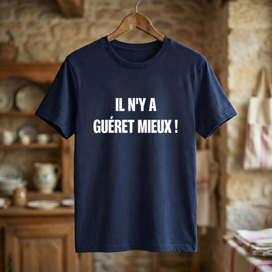 Tee-shirt bleu marine souvenir de la ville de Guéret avec l'inscription humoristique « Il n'y a Guéret mieux ! ».