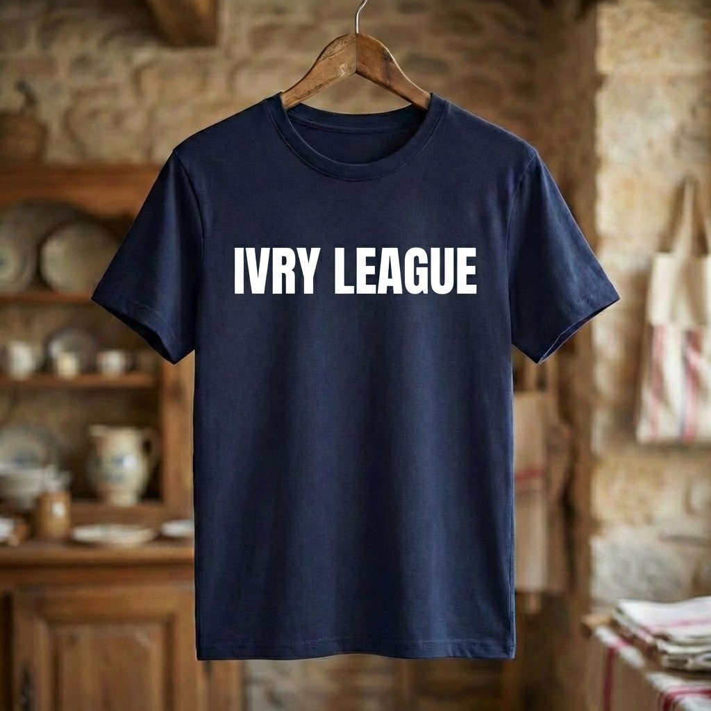 T-shirt souvenir de la ville d'Ivry-sur-Seine avec l'inscription « IVRY LEAGUE ».