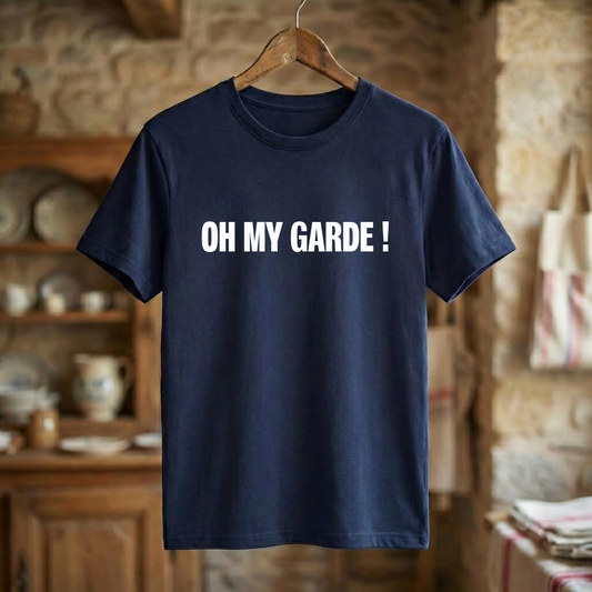 Tee-shirt souvenir de la ville de La Garde avec l'inscription « OH MY GARDE ! ».