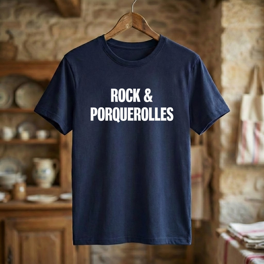 T-shirt bleu marine souvenir de la ville de Porquerolles avec l'inscription blanche « ROCK & PORQUEROLLES ».