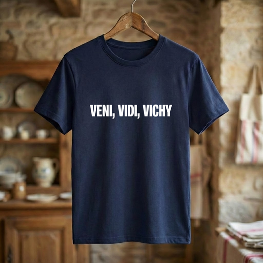 Tee-shirt souvenir de la ville de Vichy avec l'inscription "VENI, VIDI, VICHY".