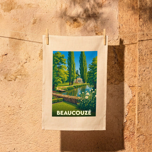 Torchon souvenir de la ville de Beaucouzé avec une illustration stylisée d'un parc paysager.
