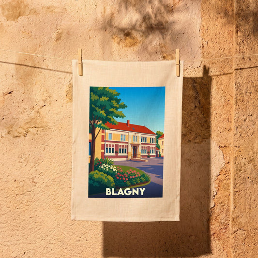Torchon souvenir de la ville de Blagny avec une illustration stylisée d'un bâtiment emblématique.