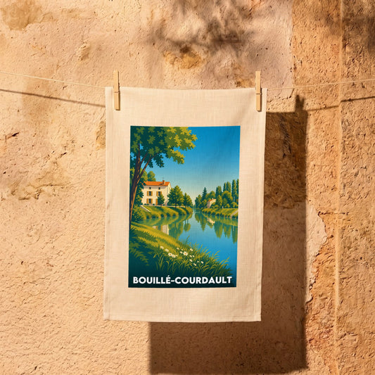 Torchon souvenir de la ville de Bouillé-Courdault avec une illustration paysagère stylisée.