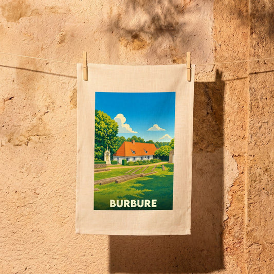 Torchon souvenir de la ville de Burbure avec une illustration stylisée d'une maison rurale et d'un paysage verdoyant.