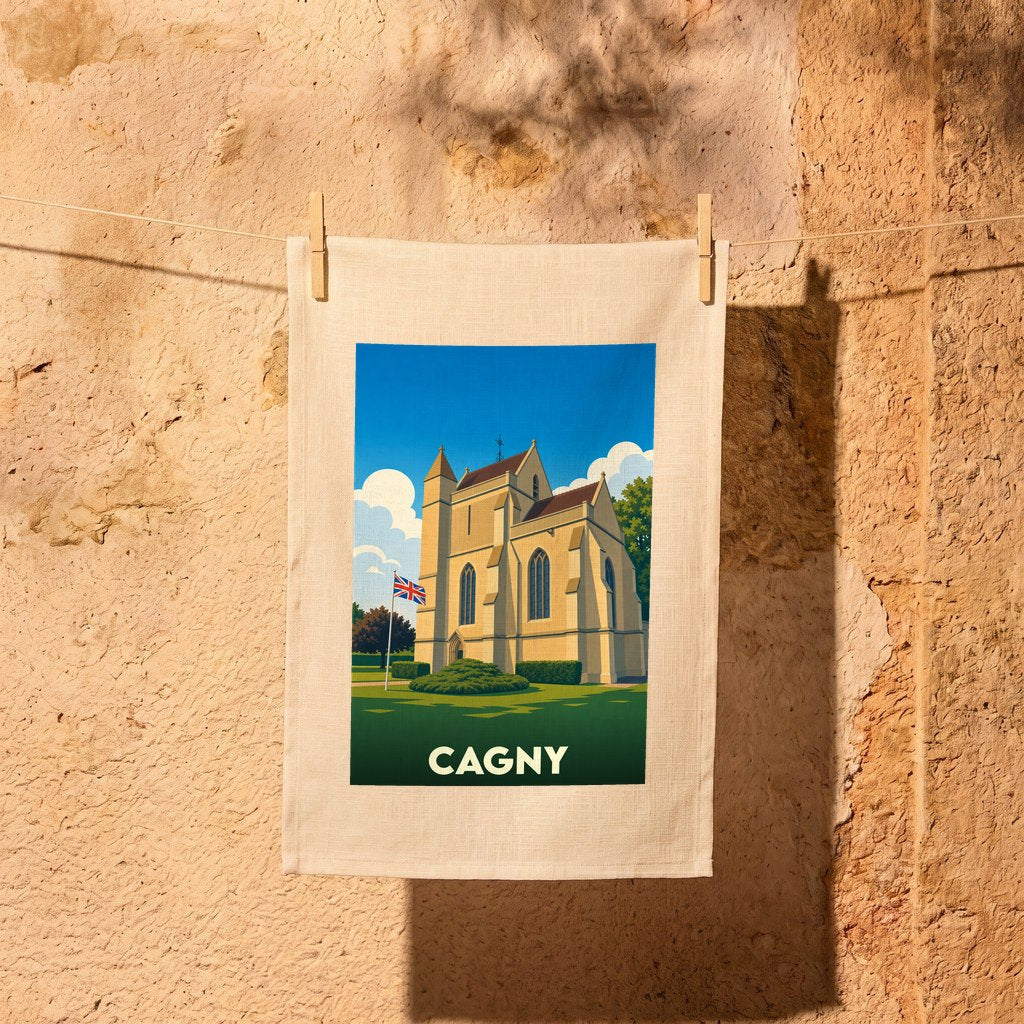 Torchon souvenir de la ville de Cagny orné d'une illustration stylisée de son église et d'un drapeau.