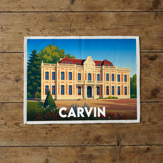 Torchon souvenir de la ville de Carvin avec une illustration stylisée de l'hôtel de ville.