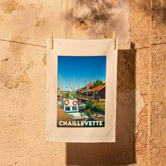 Torchon souvenir de la ville de Chaillevette orné d'une illustration stylisée de son port ostréicole.