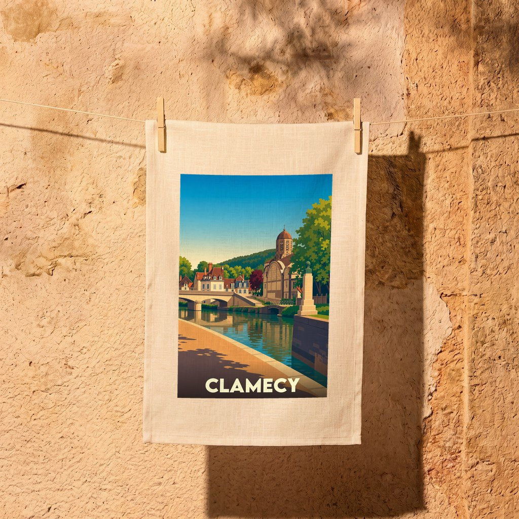 Torchon souvenir de la ville de Clamecy avec une illustration stylisée d'un paysage fluvial.