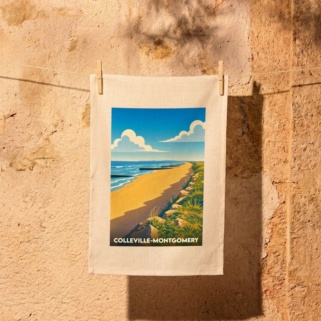 Torchon souvenir de la ville de Colleville-Montgomery avec une illustration stylisée de sa plage.