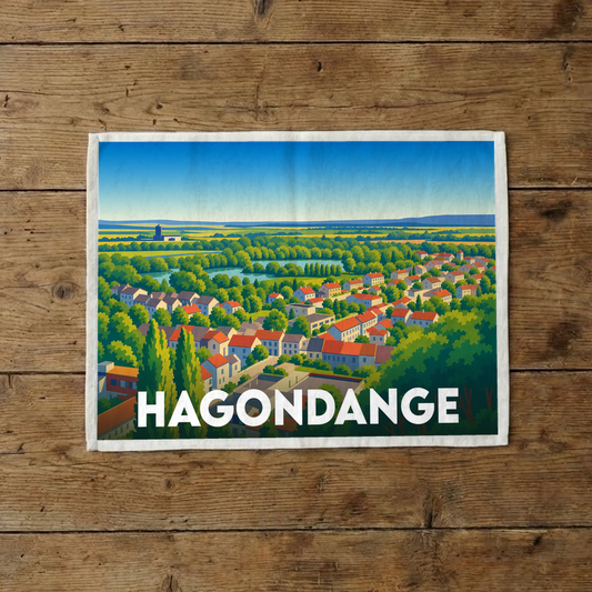 Torchon souvenir de la ville de Hagondange avec une illustration stylisée et colorée de ses paysages.