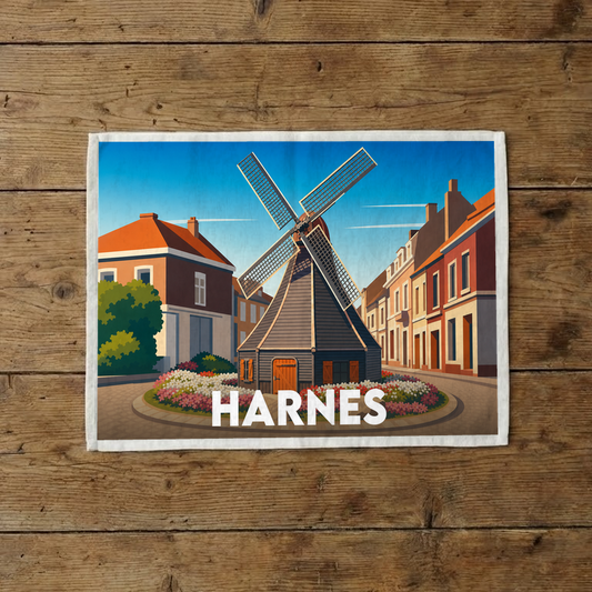 Torchon souvenir de la ville de Harnes illustré d'un moulin stylisé.