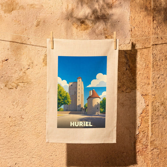 Torchon souvenir de la ville d'Huriel orné d'une illustration stylisée de son château médiéval.