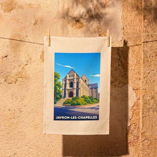 Torchon souvenir de la ville de Javron-les-Chapelles avec une illustration stylisée de son église.