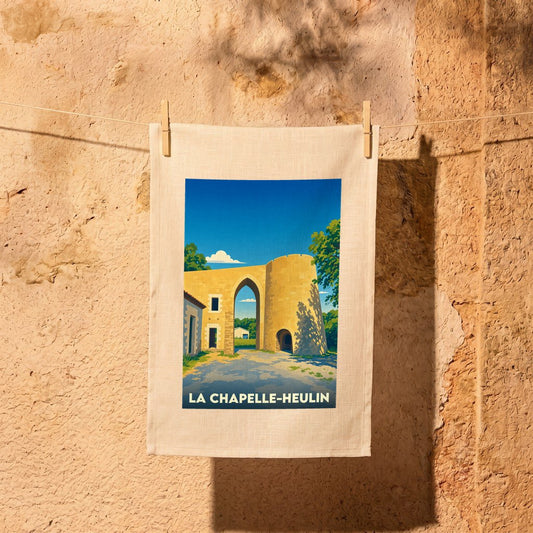 Torchon souvenir de la ville de La Chapelle-Heulin illustré d'un paysage stylisé.