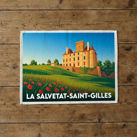 Torchon souvenir de la ville de La Salvetat-Saint-Gilles avec une illustration stylisée de son château et d'un champ de coquelicots.