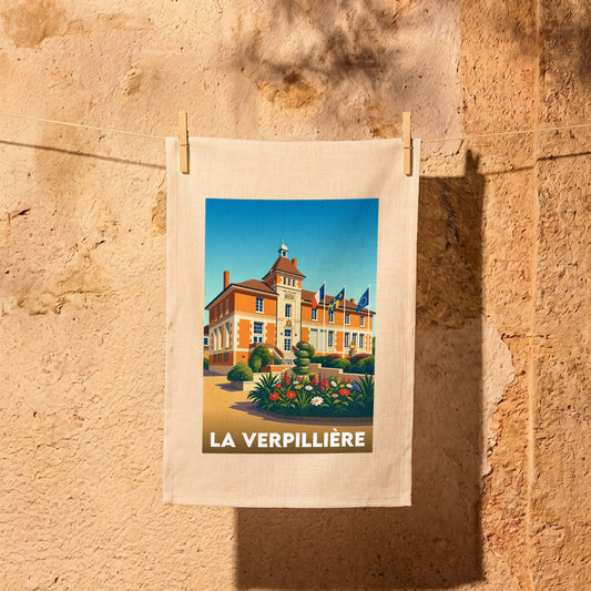 Torchon souvenir de la ville de La Verpillière avec une illustration stylisée de sa mairie.