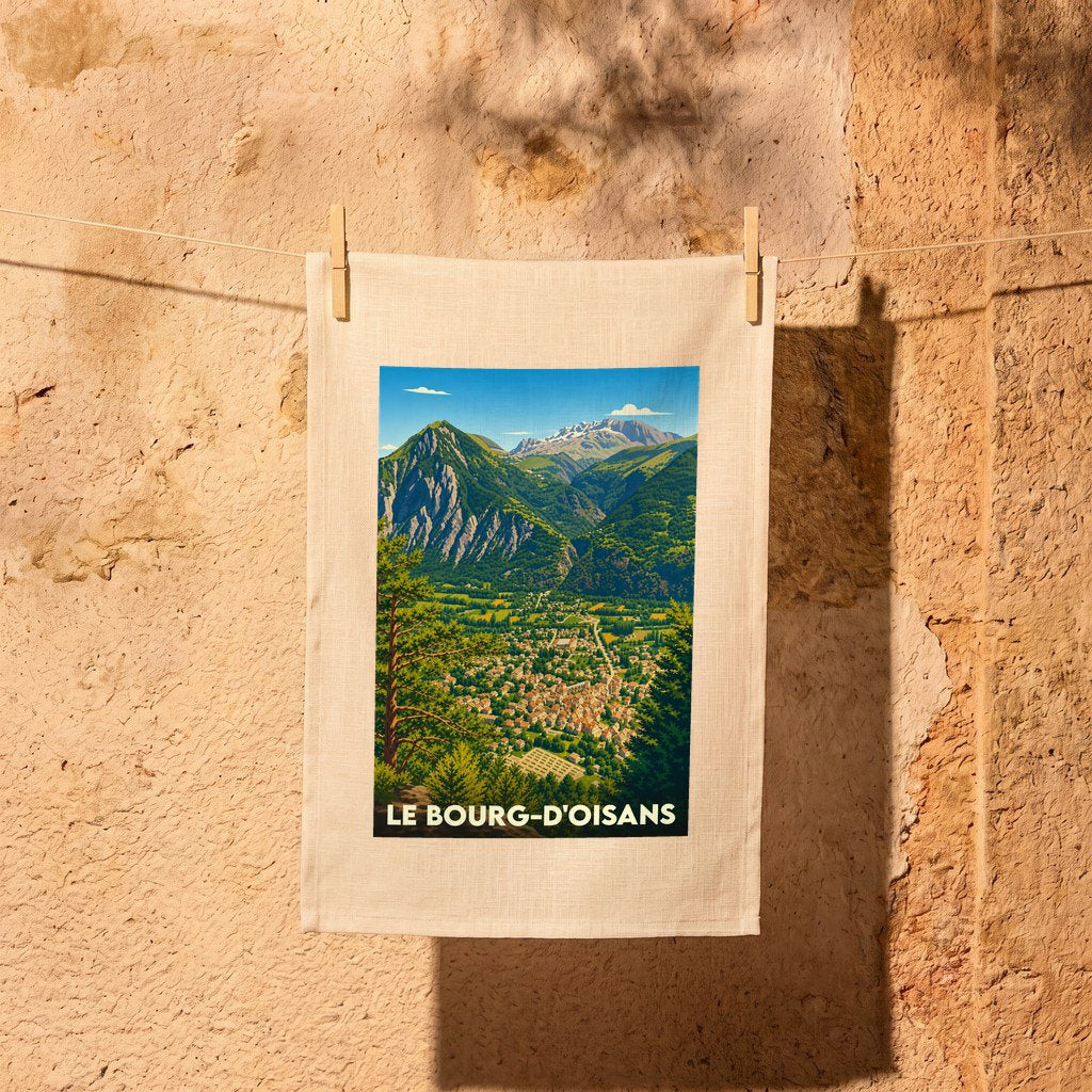 Torchon souvenir de la ville de Le Bourg-d'Oisans orné d'une illustration de paysage montagnard.