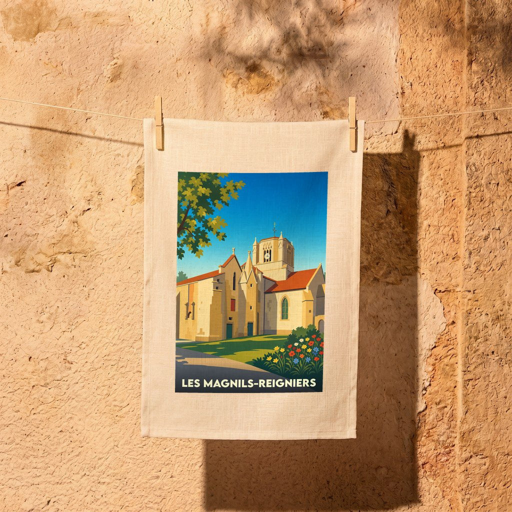 Torchon souvenir de la ville de Les Magnils-Reigniers avec une illustration stylisée de son église.