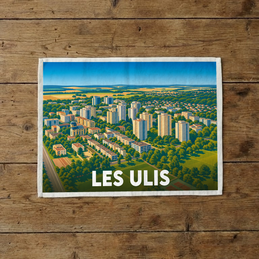 Torchon souvenir de la ville de Les Ulis avec une illustration stylisée et colorée de ses quartiers.